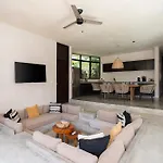 Villa Rousseau Jungle Priv Pool Concierge 1b Tulum