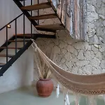 Rousseau Jungle Priv Pool Concierge 1b * Tulum