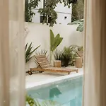 Pura Selva Luxury And Nature Villa