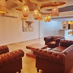 2Bd With Private Balcony & Jacuzzi Aldea Zama View