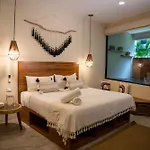 Spacious 1br With Priv Pool Gym Garden Downtown Apartamento Tulum