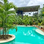 Spacious 1br With Priv Pool Gym Garden Downtown Apartamento Tulum