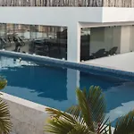 Premium With Rooftop Pool, Gym, Coworking, Cinema * Tulum