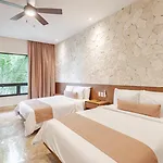Tuuk: Luxury 5-bedroom With Private Pool And Concierge Villa *