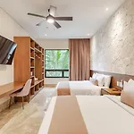 Tuuk: Luxury 5-bedroom With Private Pool And Concierge Villa *