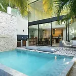 Tuuk: Luxury 5-bedroom With Private Pool And Concierge *