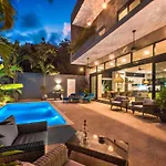 Casa Lulu Luxury 4 Bedroom Villa Mins To The Beach With Private Pool