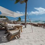 2br Boho Chic Style In W/ Private Pool Apartment