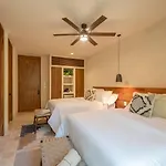 2br Boho Chic Style In W/ Private Pool Apartment