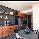 Aparthotel Iik *