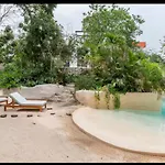 Aparthotel Iik *
