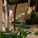 Apsara Private Villas With Top Plunge Pools