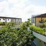 Mistiq Gardens