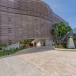 Luxury Coastal Vibes Park 101 Free Beach Club
