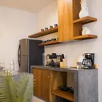 Otonomus Apartahotel