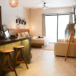 Apartahotel Otonomus *