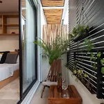 Tropical Escape In A Cozy Paam Cheel Apartamento
