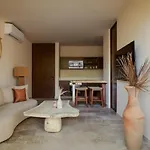 Peregrina 104a 2-bedroom Apartamento Tulum