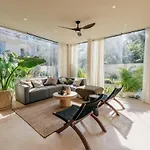 Selva - 4br Jungle Retreat With Pool & Rooftop