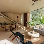 Selva - 4br Jungle Retreat With Pool & Rooftop *