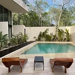 Close To The Quiet Modern Laundry Roof Pool Apartamento Tulum