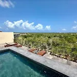 Close To The Quiet Modern Laundry Roof Pool Tulum