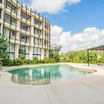 Luxurious Studio 6 Minutes From The Beach