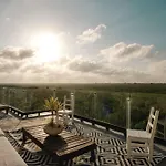Beachfront 3Br Condo With Private Rooftop And Lounge Pool, Tankah Bay