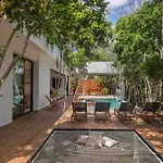 Casa Sabal - Luxury Villa, 5 Suites, Gated Community, Concierge