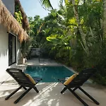 Private Villa With Pool And Garden In La Veleta