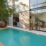 4br Modern Luxury With Private Pool & Concierge Service In Villa *