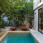 Villa 4br Modern Luxury With Private Pool & Concierge Service In