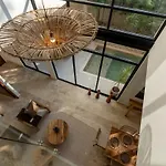 Villa 4br Modern Luxury With Private Pool & Concierge Service In