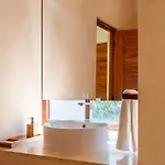 Luxury 6br Retreat With Rooftop And Plunge Pools Сasa de vacaciones *