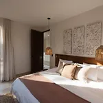Villa 4br Modern Luxury With Private Pool & Concierge Service In *