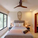 Talulah Living 2br & Private Pool