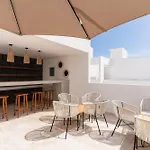 Modern And Bright Rooftop Pools Gym Cowork