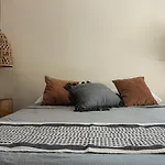 Exclusive Spacious 2 Br. Apt. Wprivate Pool Sonos Audio Speakers Apartamento *