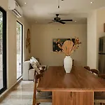Apartamento Exclusive Spacious 2 Br. Apt. Wprivate Pool Sonos Audio Speakers *