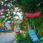 Hotel Teetotum 3*