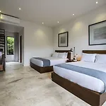 The Strabon Hotel