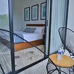 Hotel The Strabon