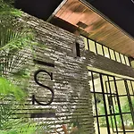 The Strabon Tulum