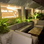 Private Jacuzzi Jungle View In La Veleta