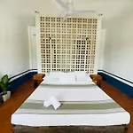 Centro, Party Hotel