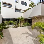 Chic 6Br Dual Villa With 4 Private Pools & Concierge