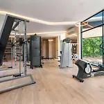2br With Jacuzzi Near Habitas