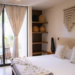 Peregrina 105a 2br Luxury Apartamento *
