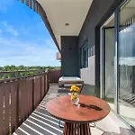 2br With Jacuzzi Near Habitas
