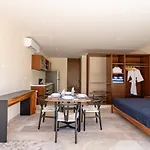 Peregrina 110 1br With Jacuzzi Apartamento Tulum